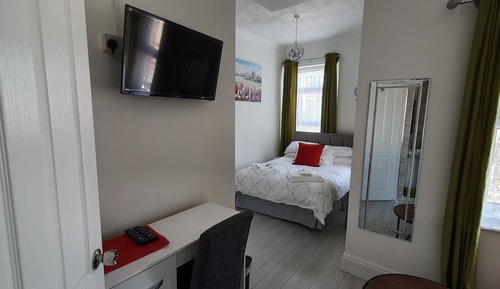 Habitación doble superior, baño privado, vistas a la ciudad