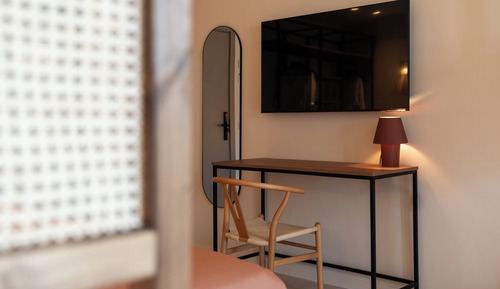Suite, balcón (Magnus)(2 adults + 1 child)