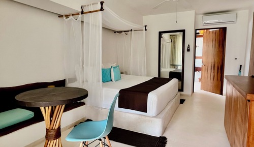 Sunset Room (King)