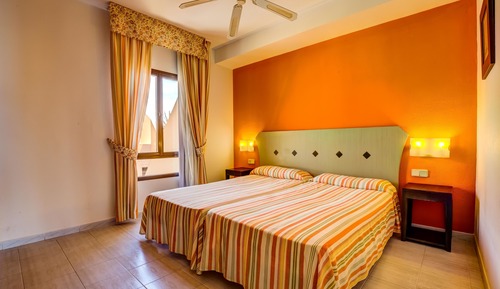 Habitación familiar, vista al mar (2 adultos and 1 child)
