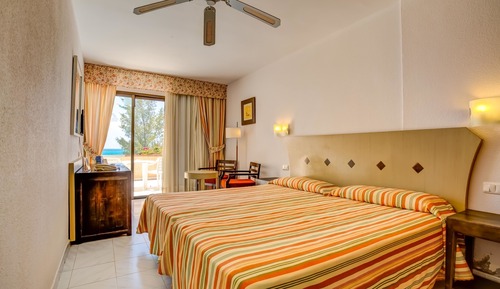 Habitación doble, vista al mar (2 adultos)
