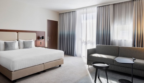 Habitación superior, 1 cama de matrimonio grande con sofá cama, no fumadores