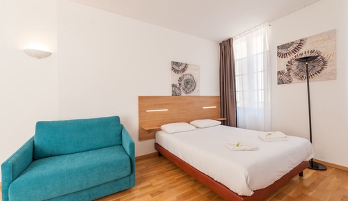 Estudio, 1 cama doble con sofá cama
