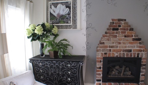 Deluxe Room, 1 King Bed, Fireplace, Garden Area