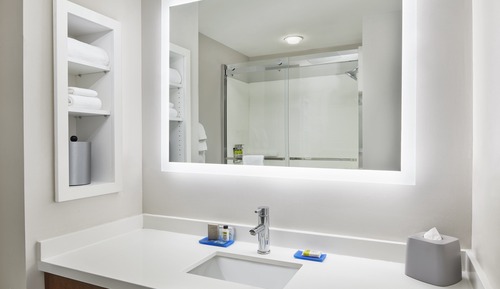 Habitación estándar, 1 cama de matrimonio grande, accesible para personas con discapacidad (Hearing)