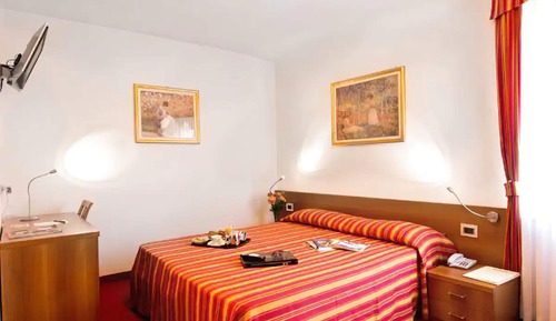 Habitación clásica con 1 cama doble o 2 individuales (Free Access Wellness Centre)