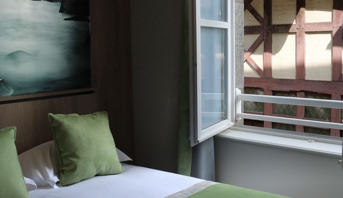 Habitación doble, en edificio anexo (Jeanne d'Arc)