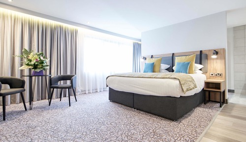 Privilege, Habitación