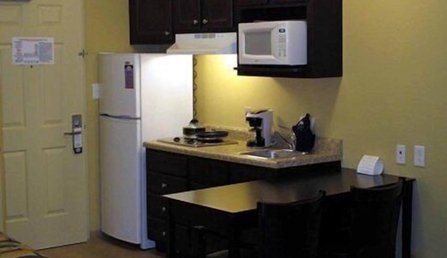 Habitación, 2 camas de matrimonio, accesible para personas con discapacidad, no fumadores (Upgrade)