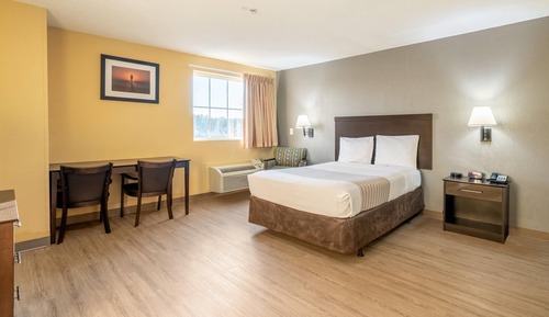 Habitación, 1 cama doble, accesible para personas con discapacidad, no fumadores (Efficiency)
