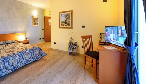 Habitación clásica doble de uso individual, 1 cama doble, baño privado (Elevator)