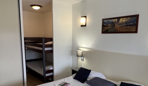 Studio supérieur 4 personnes, vue montagne