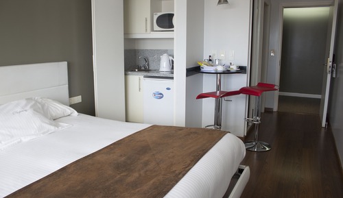 Habitación triple Deluxe, vistas al jardín