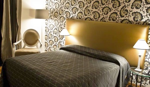 Habitación Confort con 1 cama doble o 2 individuales