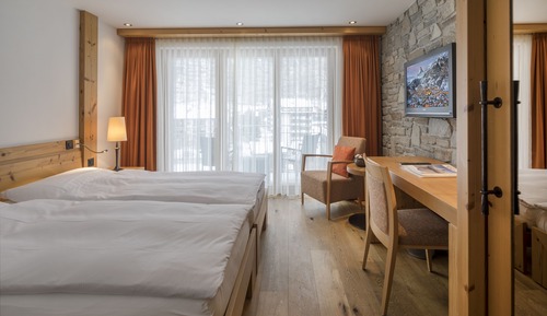Habitación estándar doble, vistas a la montaña (Matterhorn)