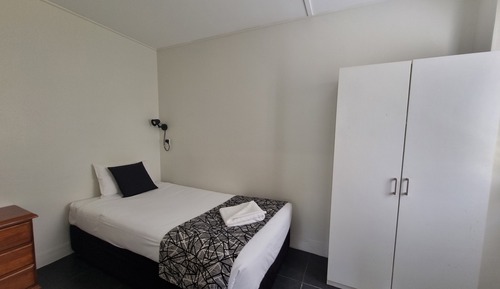 Habitación clásica con 2 camas individuales