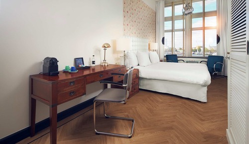 Habitación superior, vistas al río (Maaszijde-kamer)
