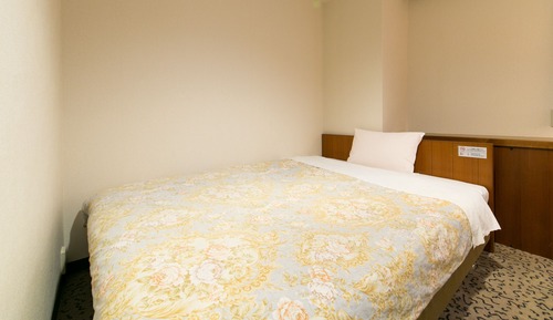 Habitación económica doble, fumadores (Semi Double Room)