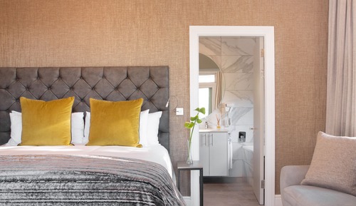 Heritage Deluxe Room with Balcony