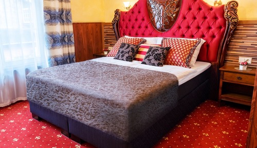 Habitación superior con 1 cama doble o 2 individuales