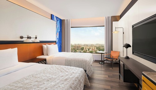 Habitación superior, 1 cama de matrimonio, vistas a la ciudad