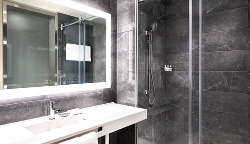 Suite, 1 habitación, no fumadores (Mobility/Hearing Access, Roll-In Shwr)