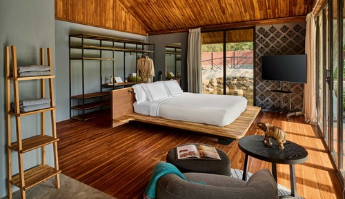 Cabaña panorámica, 1 cama de matrimonio grande, vistas al jardín