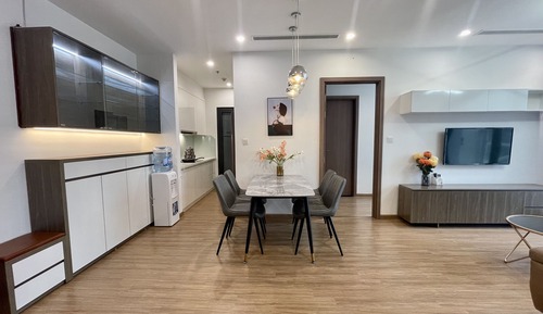 Apartamento Business, 2 habitaciones, balcón, vistas a la ciudad