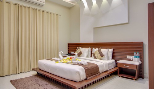 Superior Room with Bathtub