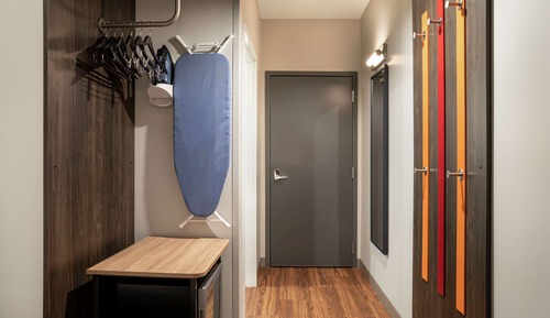 Habitación, 2 camas de matrimonio, accesible para personas con discapacidad (Roll-In Shower)