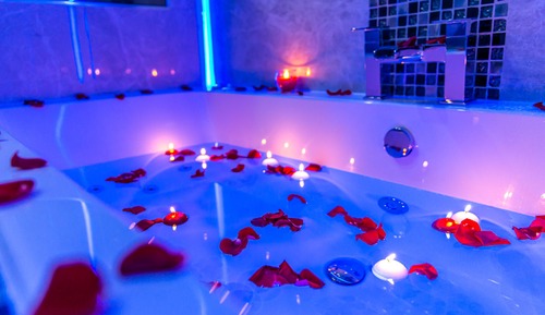Apartamento Royal, bañera de hidromasaje (The Royal Spa Suite)