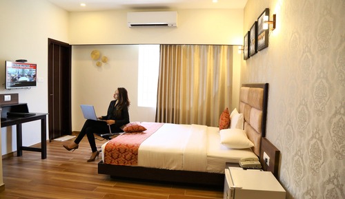 Executive King Room