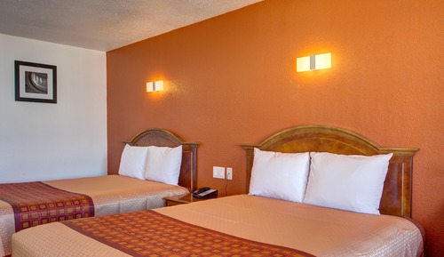 Habitación estándar, 2 camas de matrimonio, no fumadores, frigorífico y microondas
