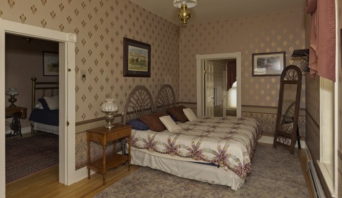 Habitación Grand con 1 cama doble o 2 individuales
