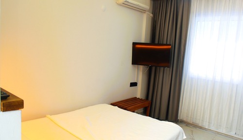 Estudio básico, 1 habitación