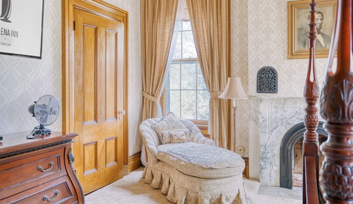 Lincoln Room