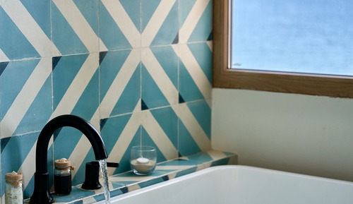 Habitación Deluxe, 1 cama de matrimonio grande, bañera, vistas al mar