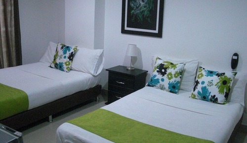 Habitación cuádruple, 2 camas dobles