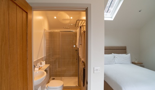 Habitación Deluxe doble, baño privado, vistas al patio