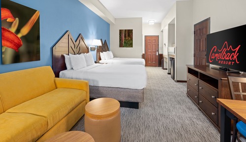 Suite, varias camas (Double Queen Suite Balcony)