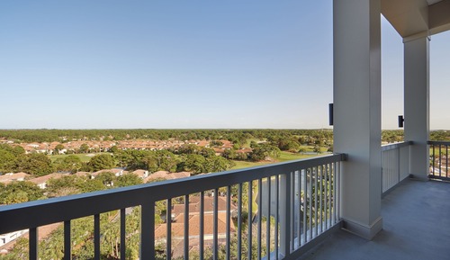 Suite ejecutiva, 2 camas de matrimonio, balcón, vistas al complejo turístico