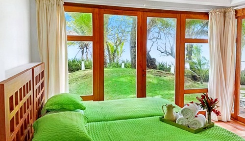 Habitación estándar con 1 cama doble o 2 individuales