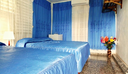 Habitación cuádruple básica