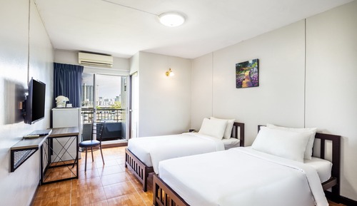 Standard Twin Room - No Parking