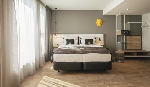 Habitación Premium, 1 cama de matrimonio con sofá cama (Up to 3 Adults)