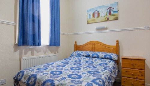 Habitación estándar doble, 1 cama doble, no fumadores, baño privado