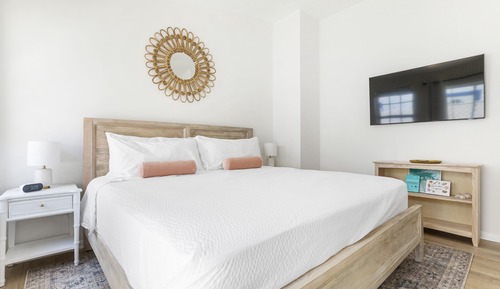 Suite Deluxe, 1 cama de matrimonio grande, vistas parciales al mar