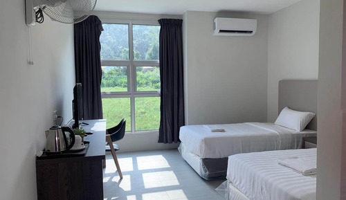 Habitación con 2 camas individuales, vistas a la montaña