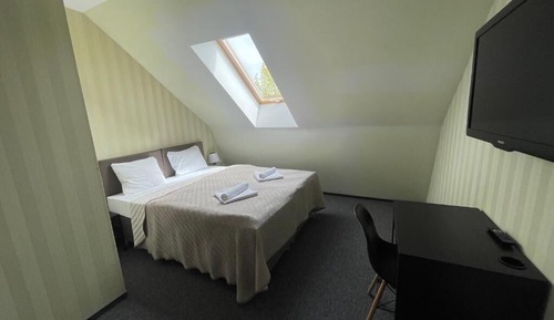 Habitación económica con 1 cama doble o 2 individuales