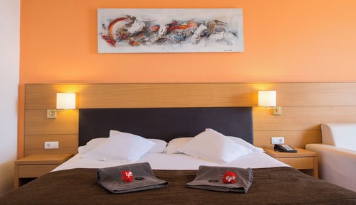 Suite, vistas al mar (Esencia - 3 adults)